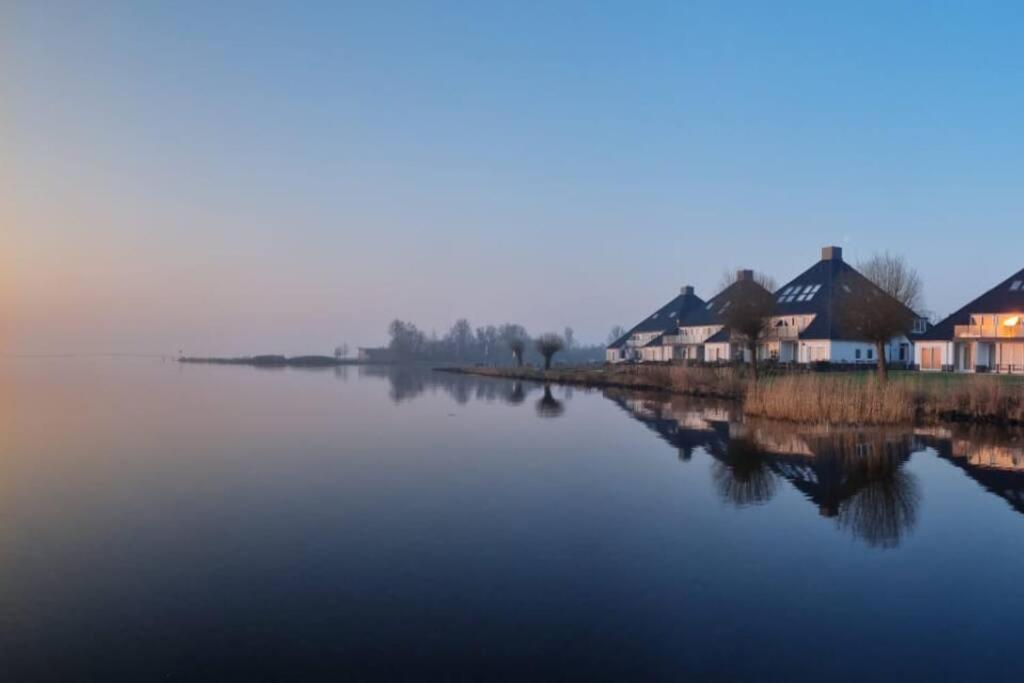 'T Paviljoenhus Bij Sneekermeer Offingawier Exterior photo